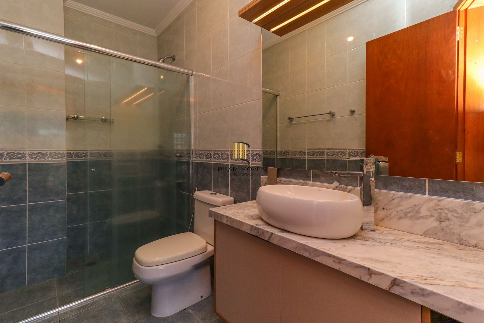 Casa em condomínio 4 dorms a venda na Av. Coronel Marcos,  Pedra Redonda, POA
