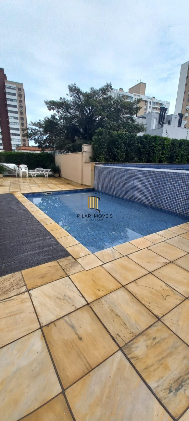 Apartamento de 3 dormitórios, 2 vagas cobertas, infra completa no Passo Da Areia