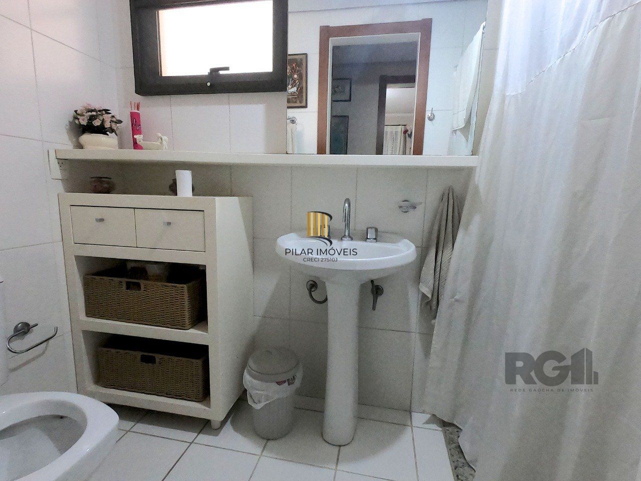 Apartamento 03 dormitórios com suite na Tristeza