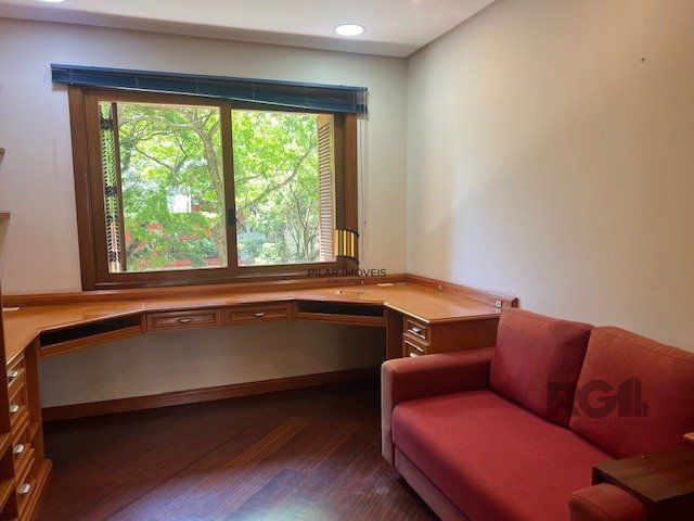Apartamento 4 dormitórios no bairro Auxiliadora