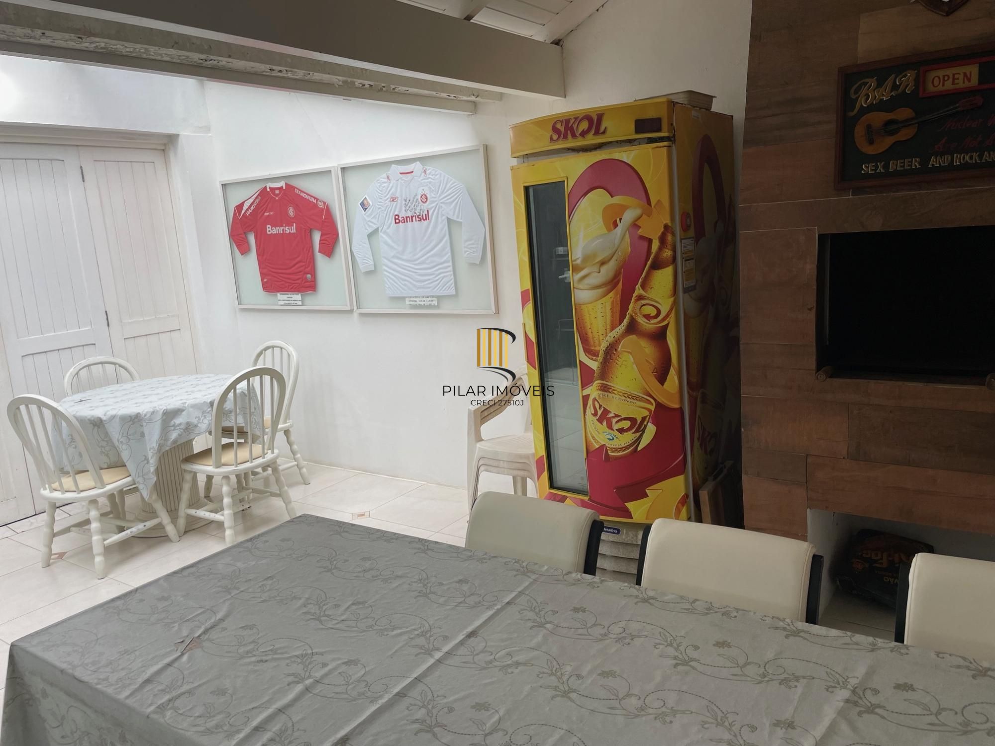 Casa 4 dormitórios no bairro Centro