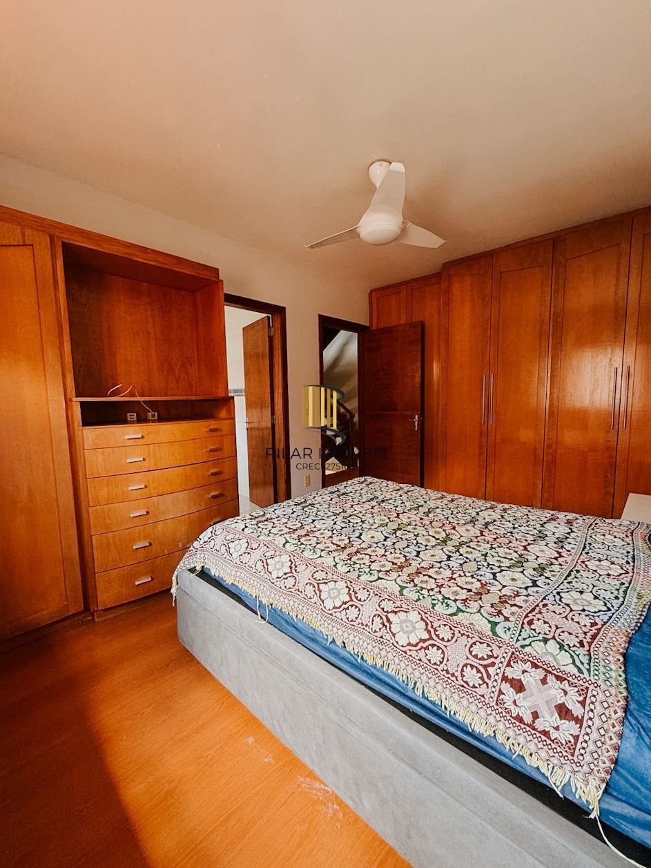 Casa de Condomínio 3 dormitórios no bairro Guarujá