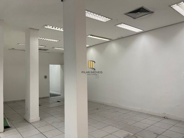 Loja 3 dormitórios no bairro Tristeza