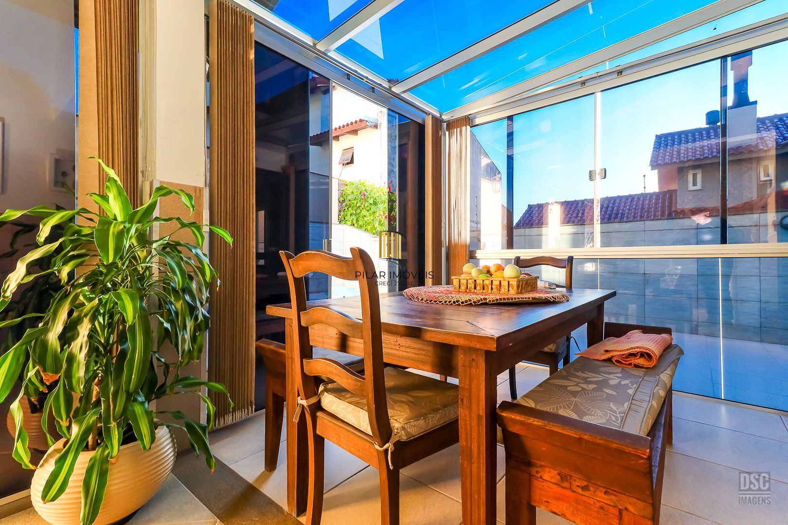 Casa 3 dormitórios no bairro Ipanema