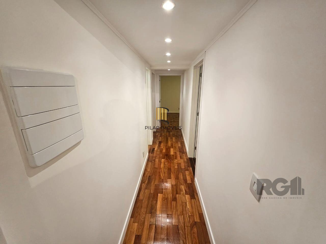 Apartamento 3 dormitórios no bairro Partenon