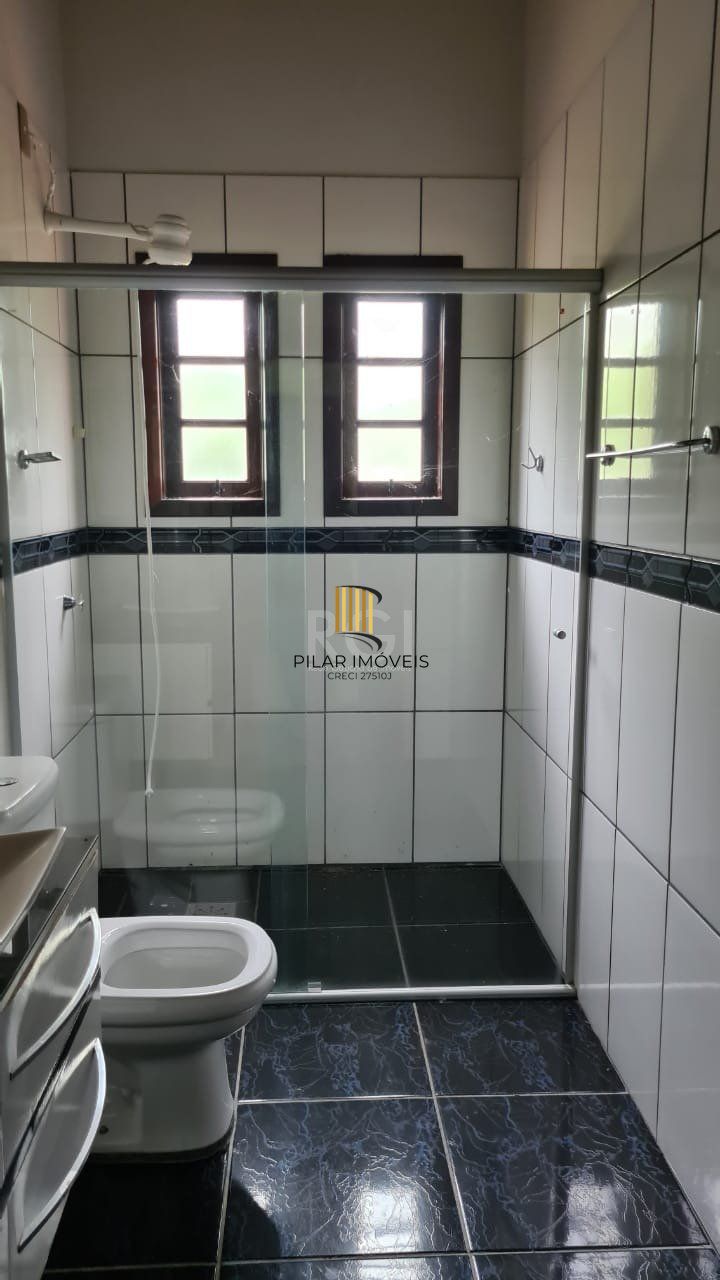 Sobrado para Venda - 200m², 3 dormitórios, sendo 1 suites, 3 vagas - Belém Novo