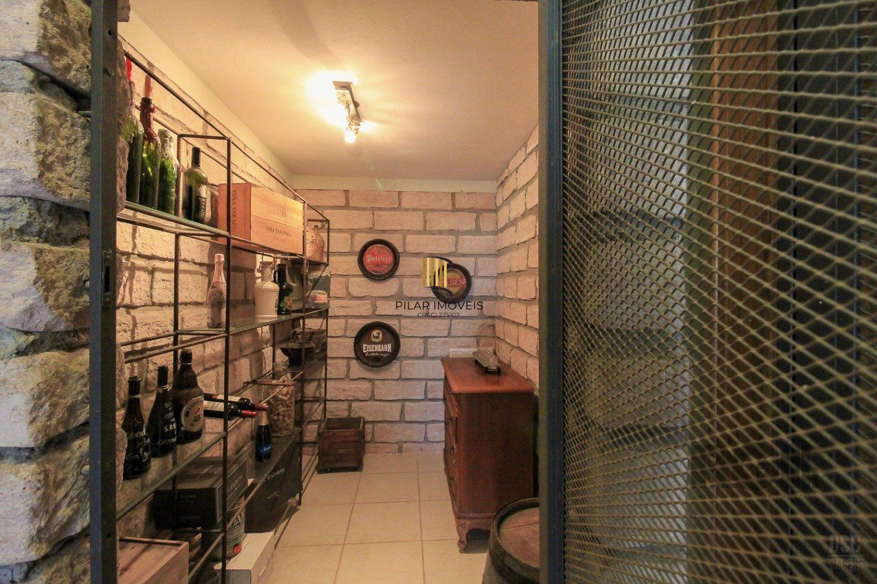Casa de Condomínio 3 dormitórios no bairro Campo Novo