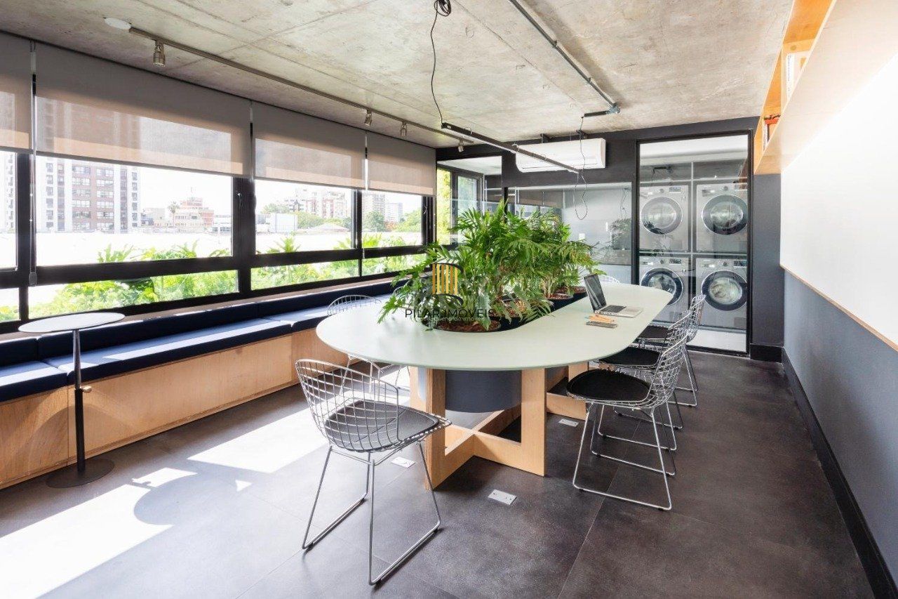 Studio para Venda - 47.25m², 1 dormitório, 1 vaga - Menino Deus
