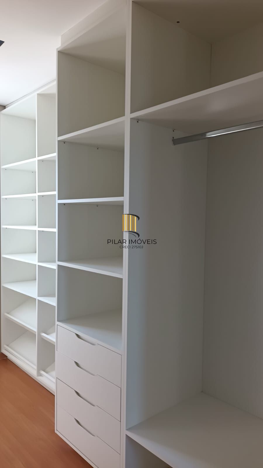 Casa Condominio 3 Dormitório(s) Bairro Castelo Branco