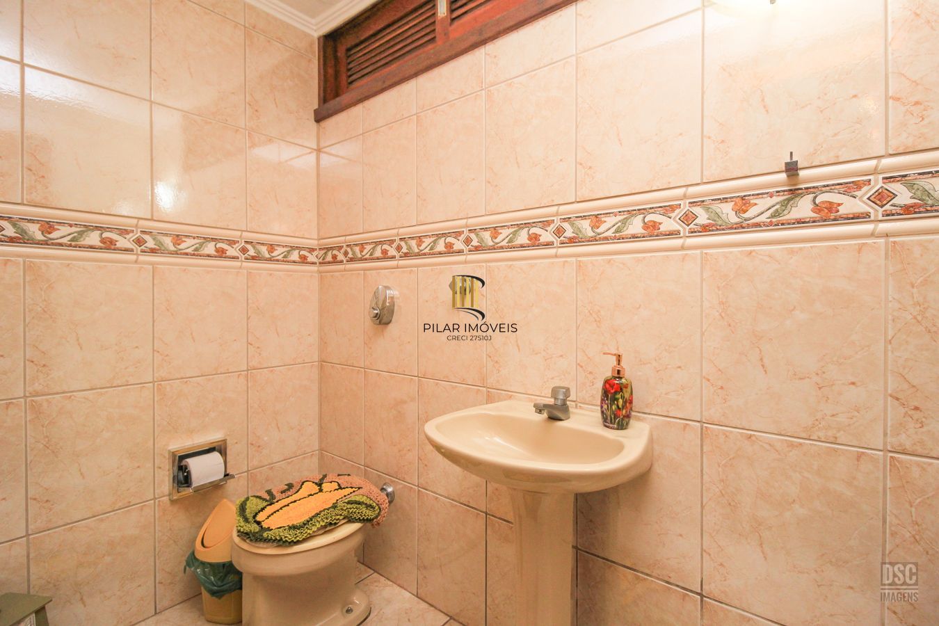 Casa 5 dormitórios no bairro Sétimo Céu