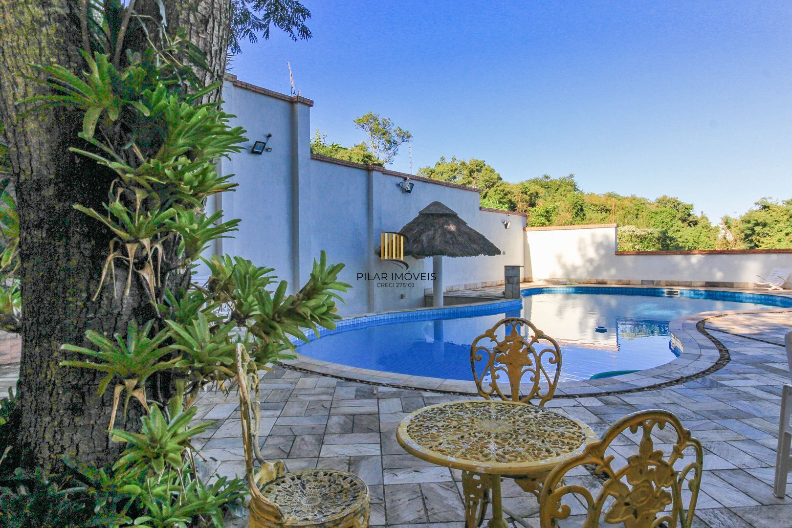Apartamento alto padrão , 3 suítes, 3 vagas garagem, depósito, bairro Cristal