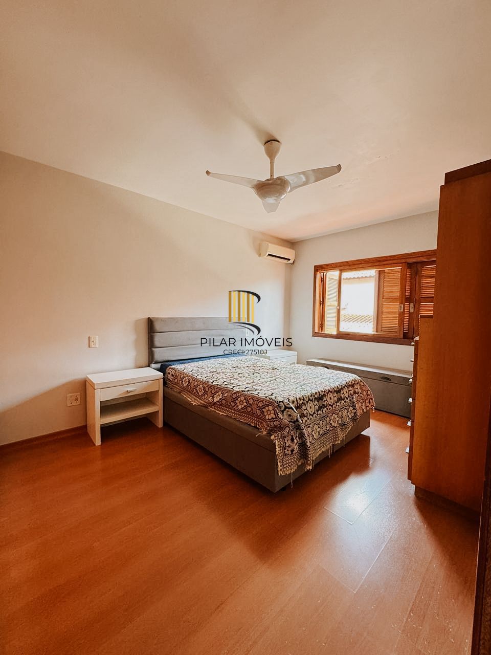 Casa de Condomínio 3 dormitórios no bairro Guarujá