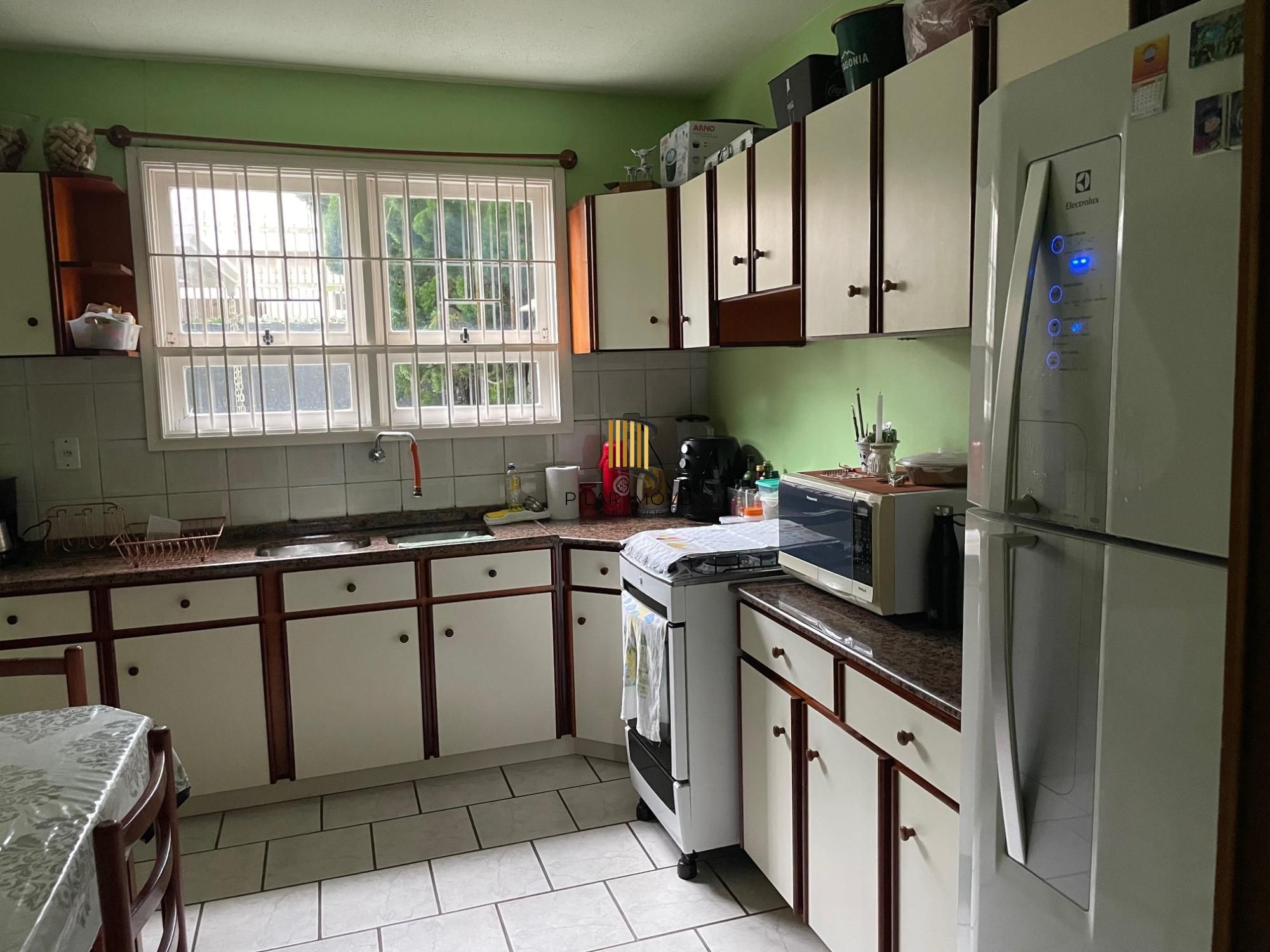 Casa 4 dormitórios no bairro Centro