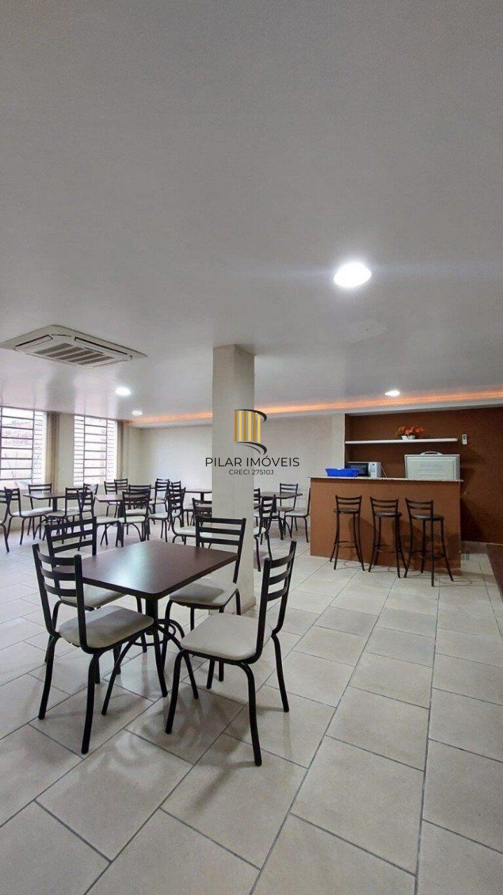 Apartamento 3 dormitórios no bairro Menino Deus