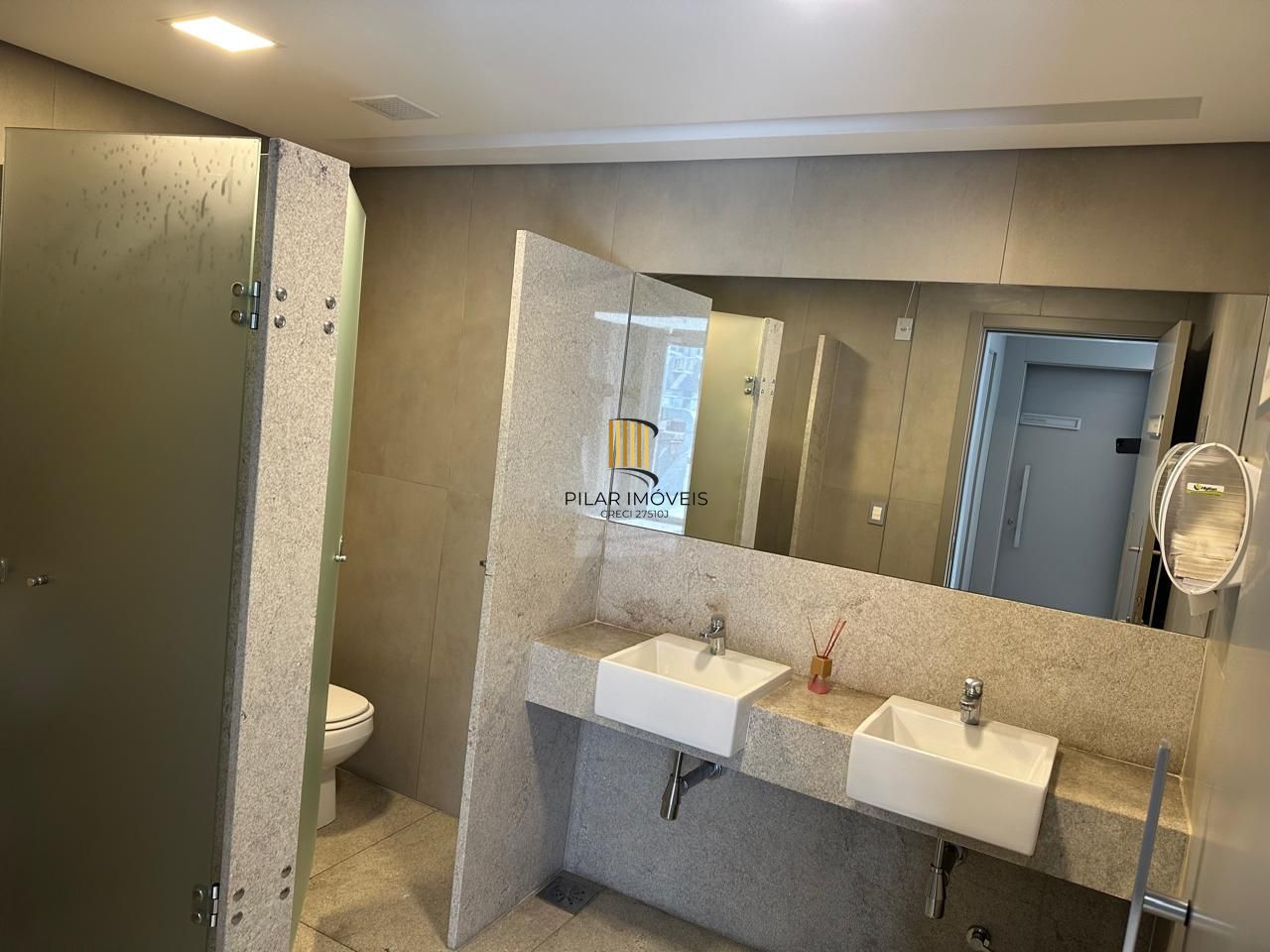 Sala Comercial 1 dormitório no bairro São Sebastião