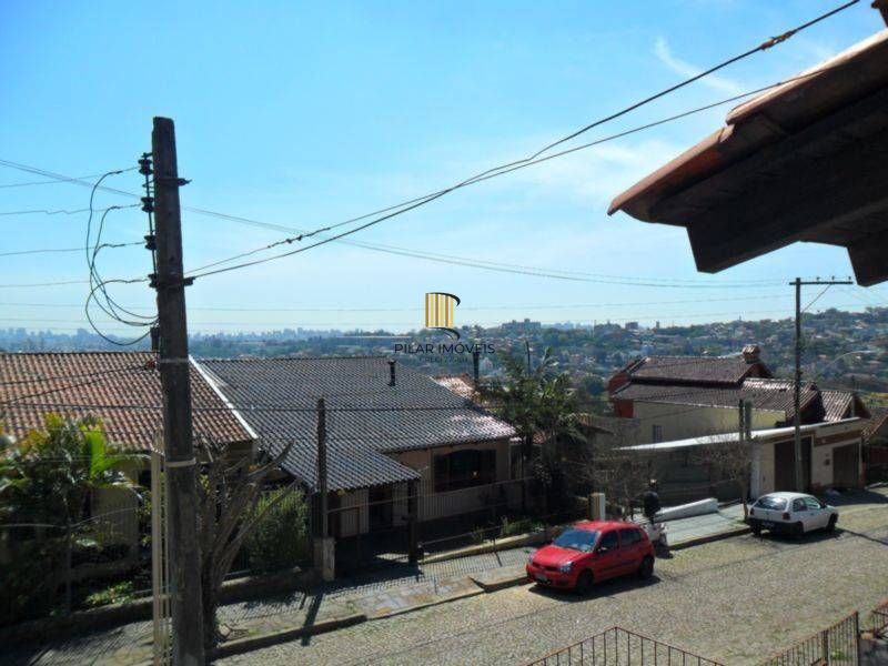 Casa para Venda - 348m², 3 dormitórios, sendo 1 suites, 2 vagas - Medianeira