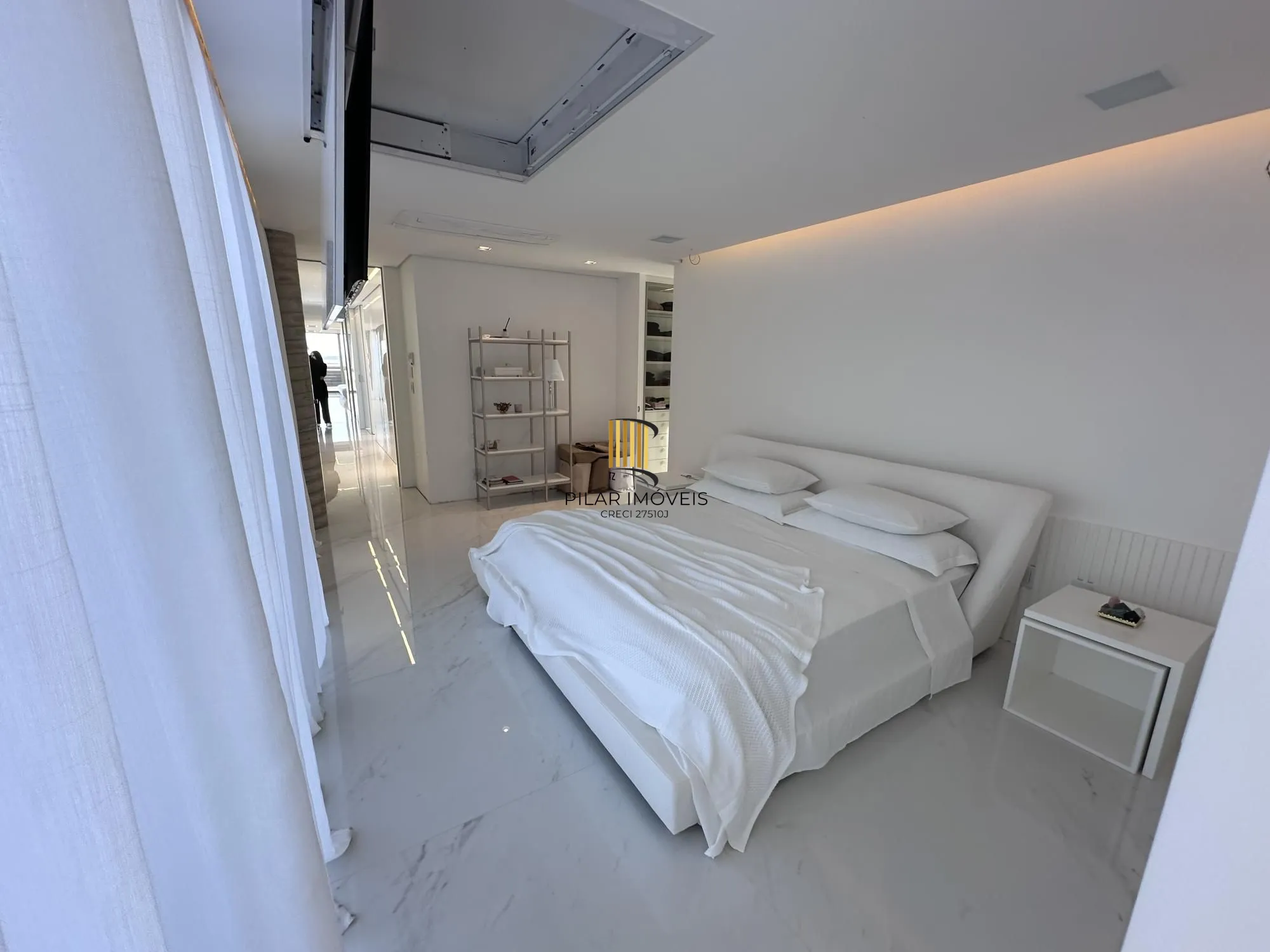 Casa em condomínio de alto padrão a venda no bairro Vila Conceição