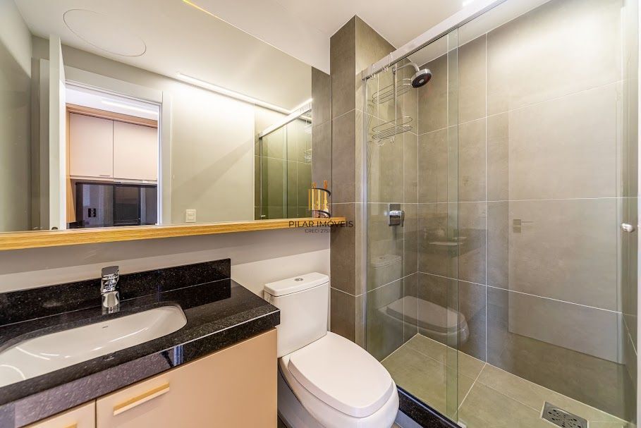 Loft no Condomínio Carlos Gomes Square no bairro Três Figueiras