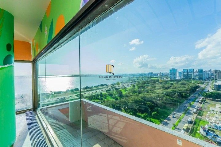 Flat 1 dormitório no bairro Praia de Belas