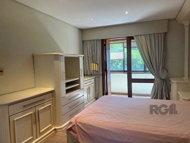 Apartamento 4 dormitórios no bairro Auxiliadora