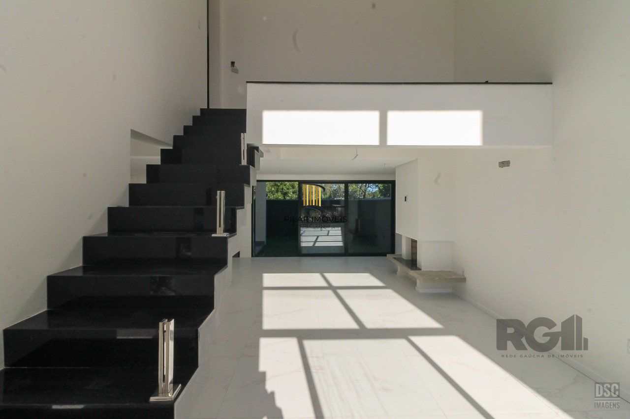 Casa de Condomínio 3 dormitórios no bairro Ipanema