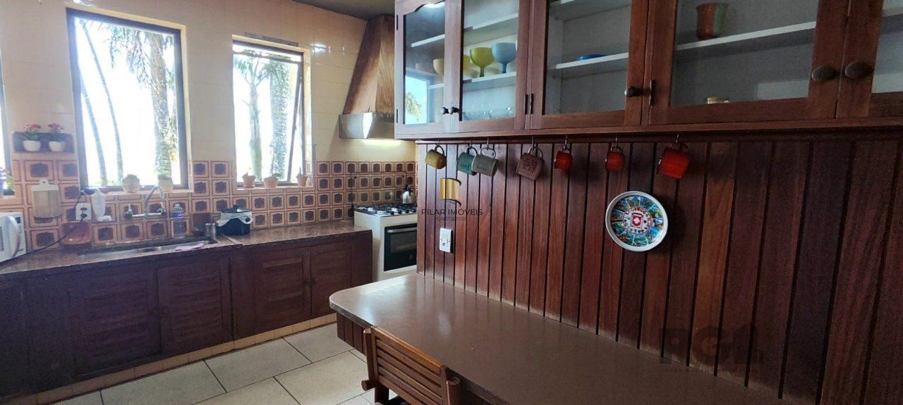 Casa para Venda - 347m², 3 dormitórios, sendo 3 suites, 3 vagas - Sétimo Céu