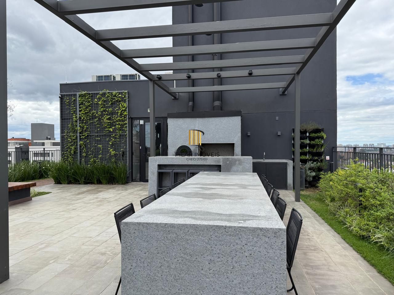 Loft 1 dormitório no bairro Mont Serrat