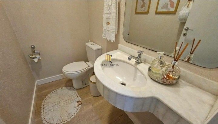 Apartamento com 2 suítes totalmente mobiliado a 150m da beira mar