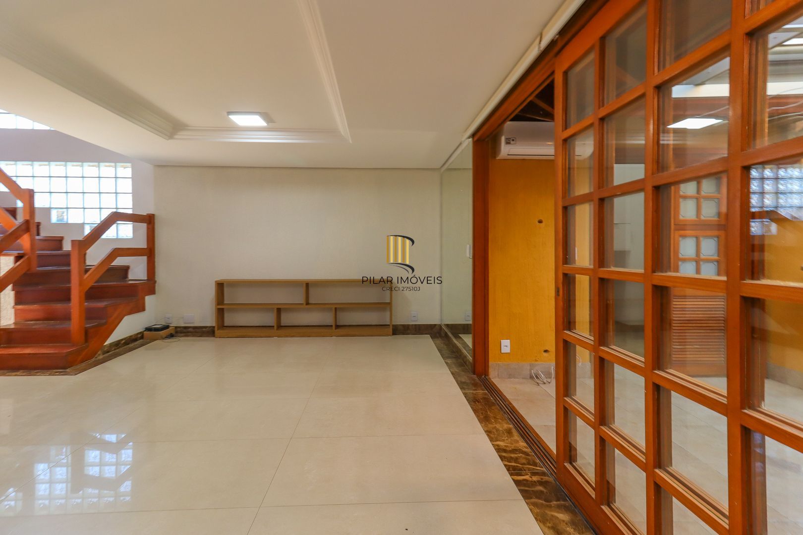 Casa em condomínio 4 dorms a venda na Av. Coronel Marcos,  Pedra Redonda, POA