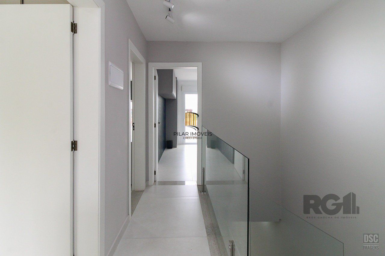 Casa de Condomínio 3 dormitórios no bairro Vila Nova