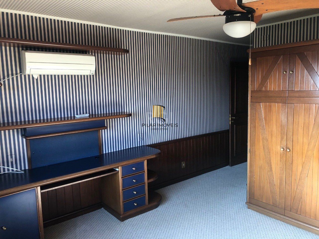 Casa Condominio para Venda - 420m², 3 dormitórios, sendo 3 suites, 2 vagas - Santa Tereza