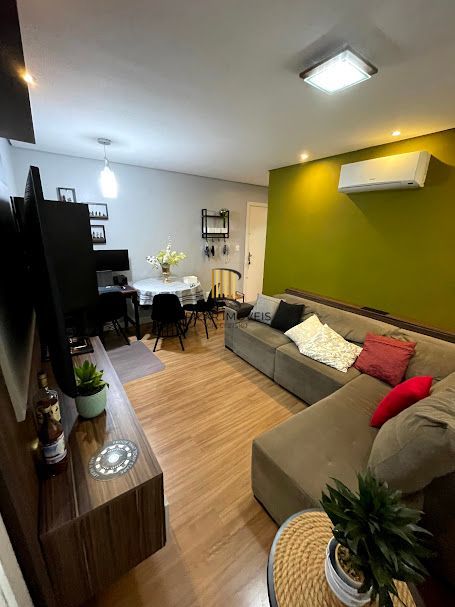 Apartamento 2 dormitórios no bairro Camaquã