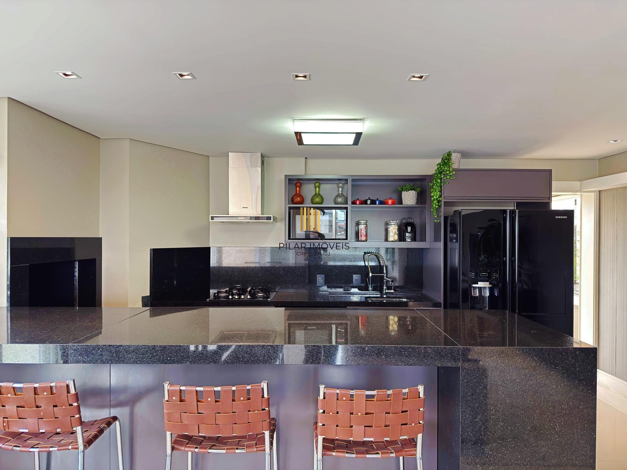 Cobertura na Av. Nilo Peçanha próximo ao Shopping Iguatemi com 3 dormitórios