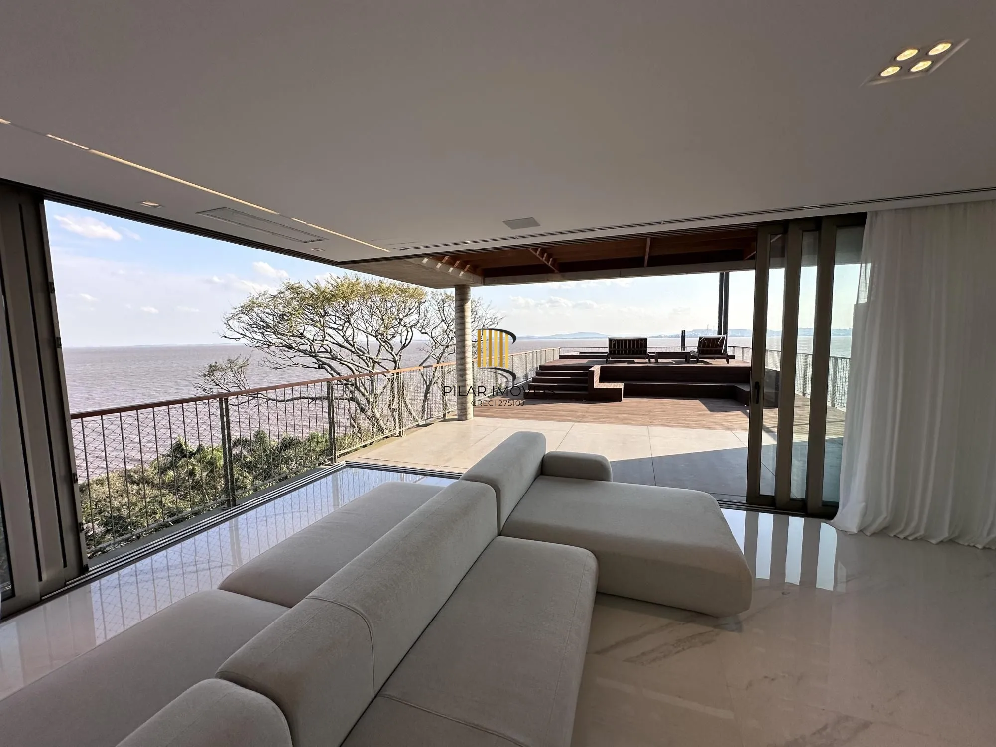 Casa em condomínio de alto padrão a venda no bairro Vila Conceição