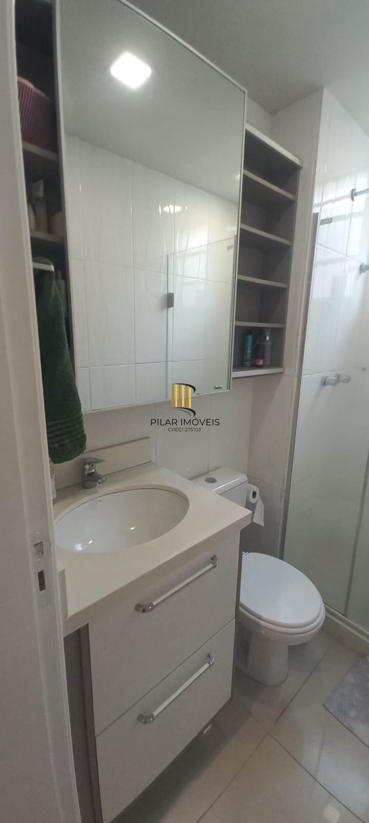 Apartamento dois dormitórios térreo no bairro Glória