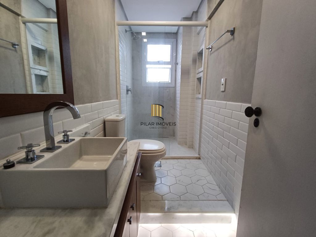 Apartamento a venda no bairro Menino Deus com 2 dormitórios