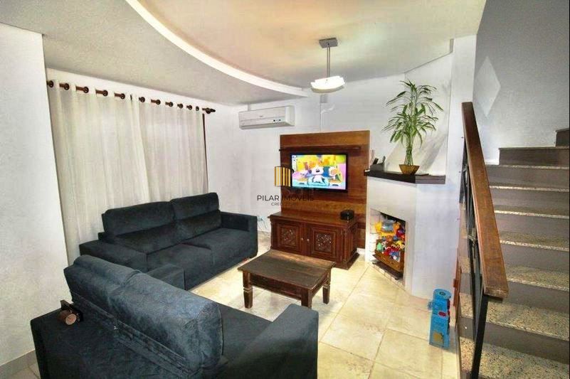 Casa 3 dormitórios no bairro Aberta dos Morros