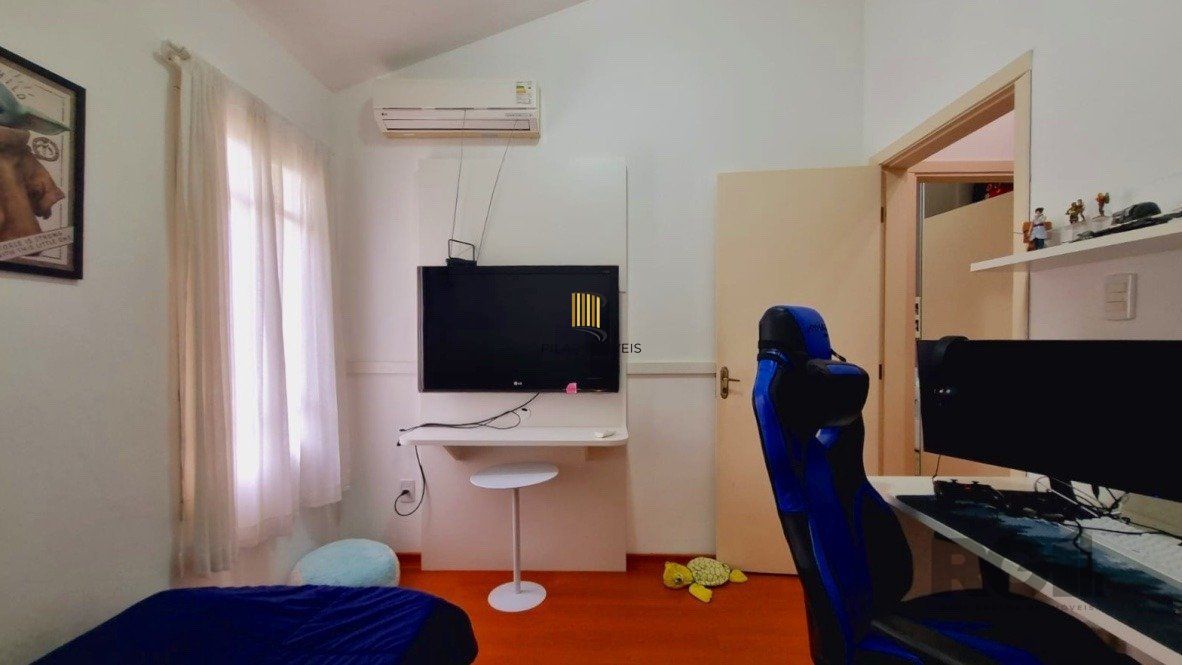 Casa 3 dormitórios no bairro Ipanema