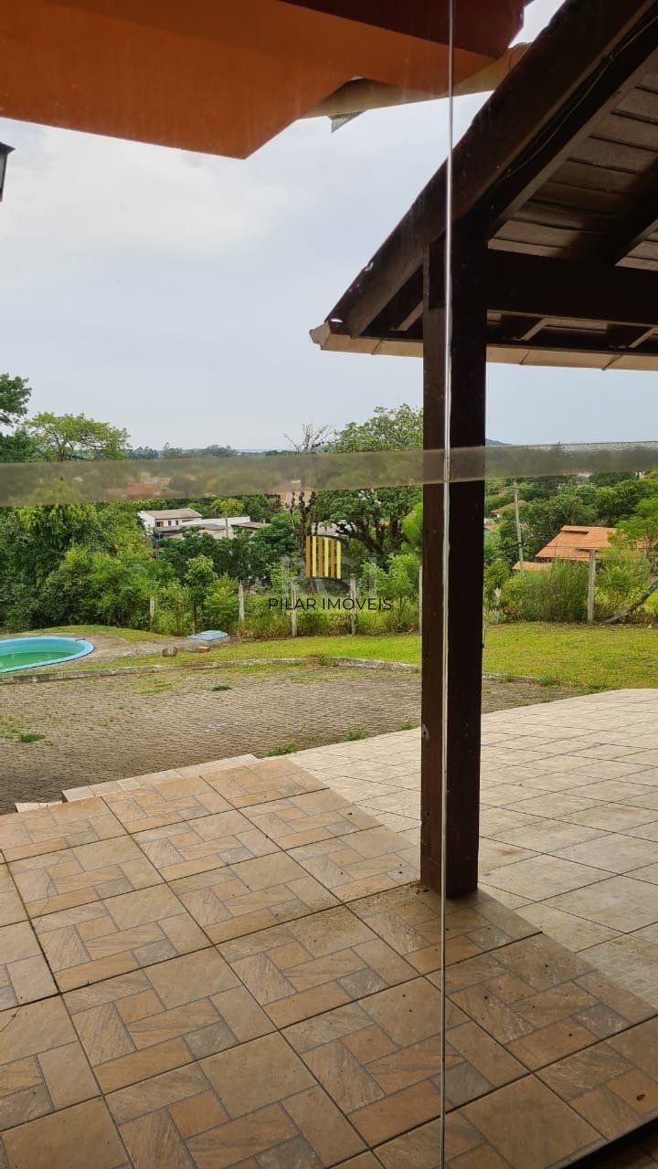Sobrado para Venda - 200m², 3 dormitórios, sendo 1 suites, 3 vagas - Belém Novo