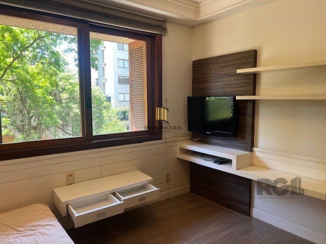 Apartamento 4 dormitórios no bairro Auxiliadora