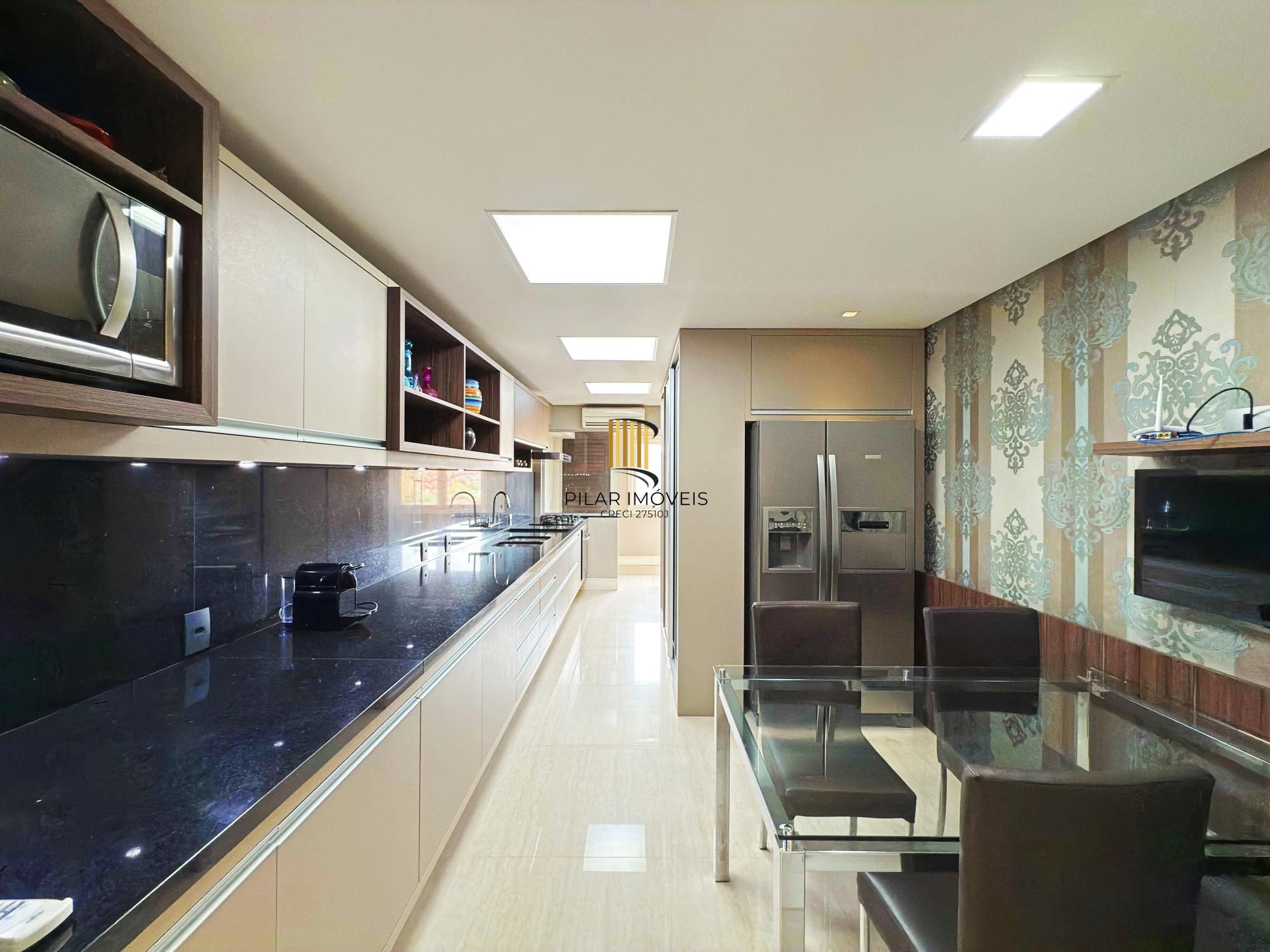 Cobertura na Av. Nilo Peçanha próximo ao Shopping Iguatemi com 3 dormitórios