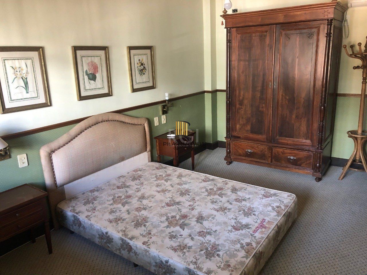 Casa Condominio para Venda - 420m², 3 dormitórios, sendo 3 suites, 2 vagas - Santa Tereza