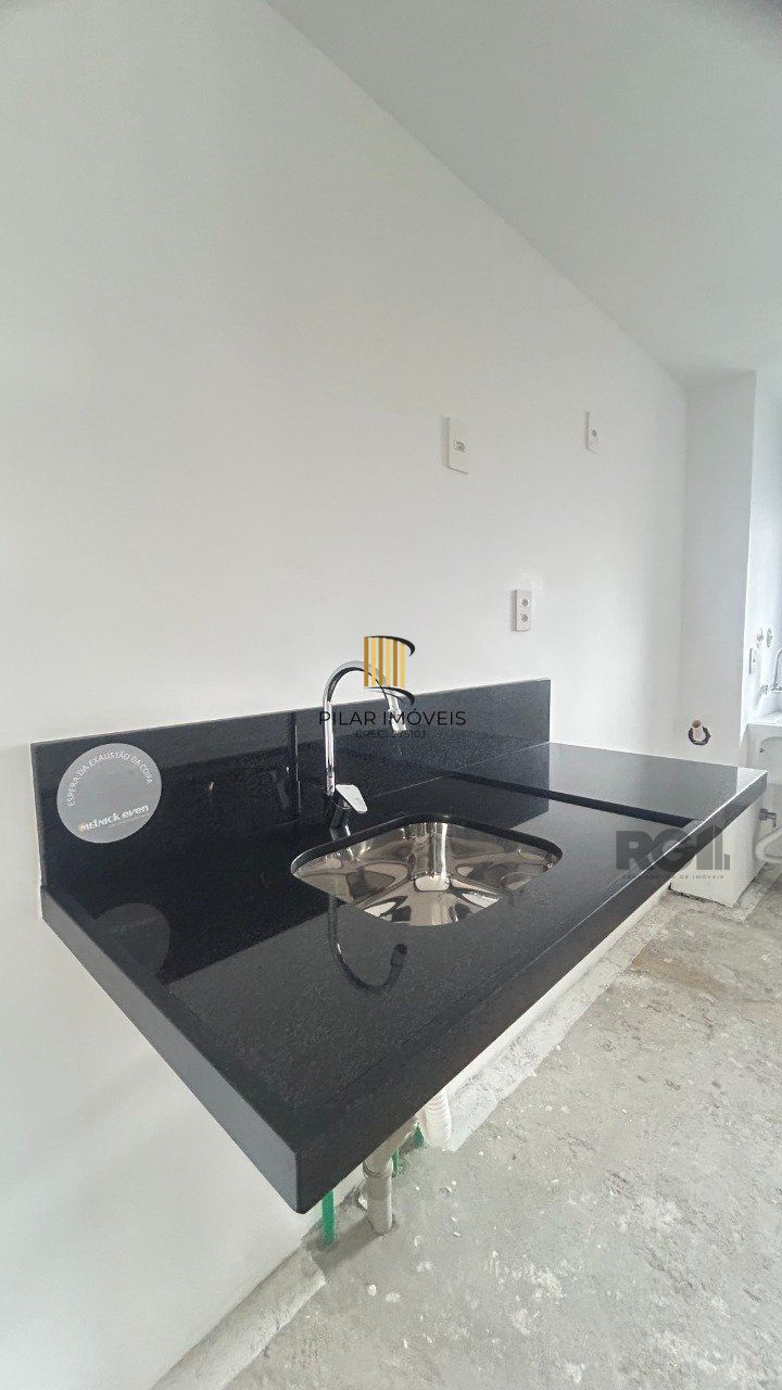 Apartamento 2 dormitórios no bairro Farroupilha