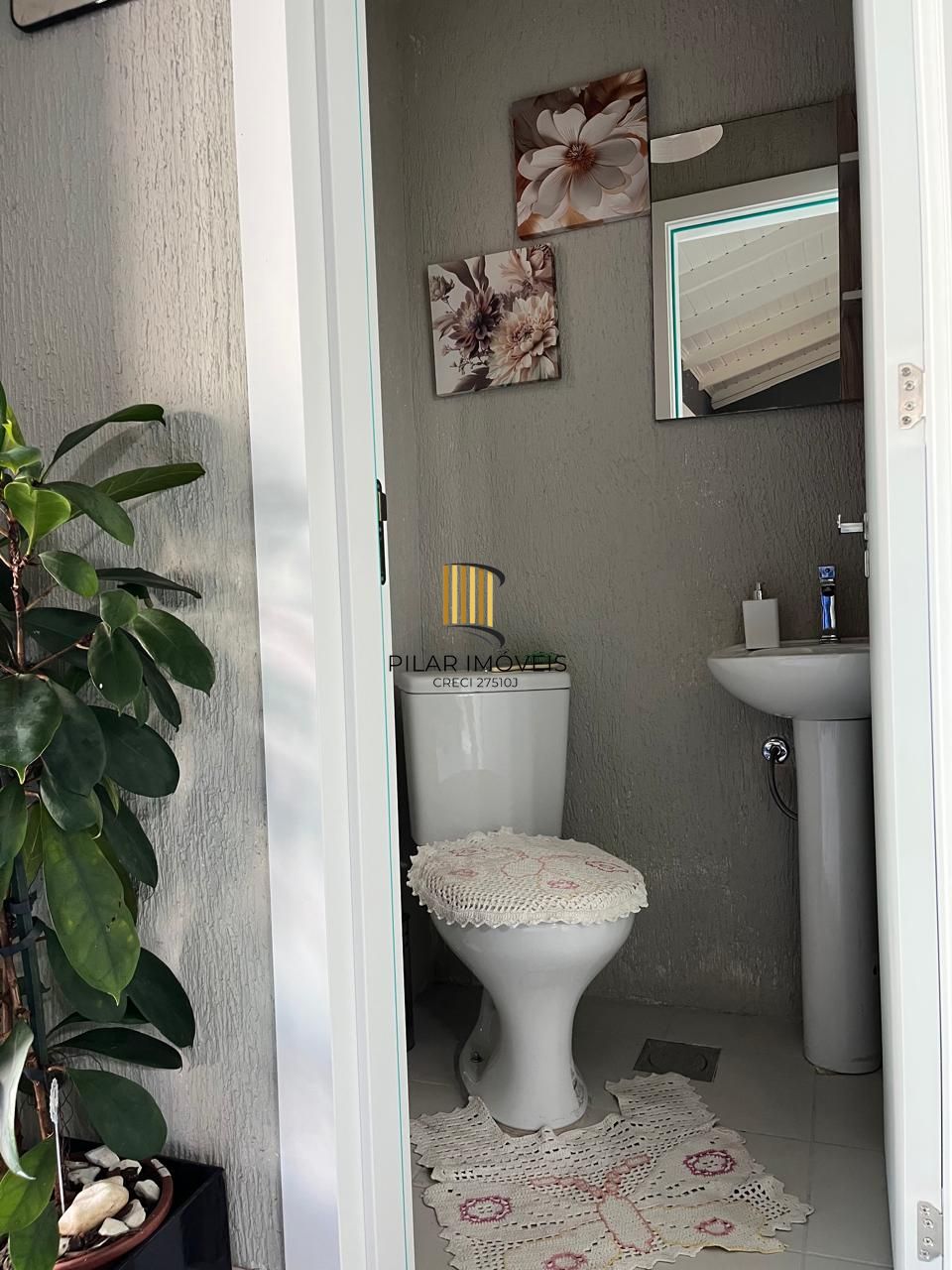 Casa 3 Dormitório(s) Bairro Hípica