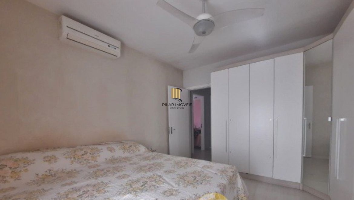 Casa de Condomínio 3 dormitórios no bairro Guarujá