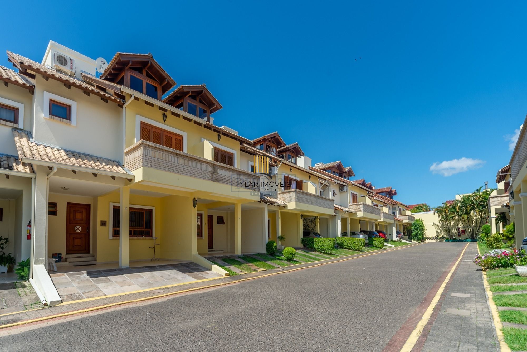 Casa de Condomínio 3 dormitórios no bairro Cavalhada - Pilar Imóveis