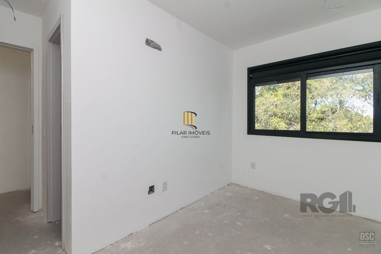 Casa de Condomínio 3 dormitórios no bairro Ipanema