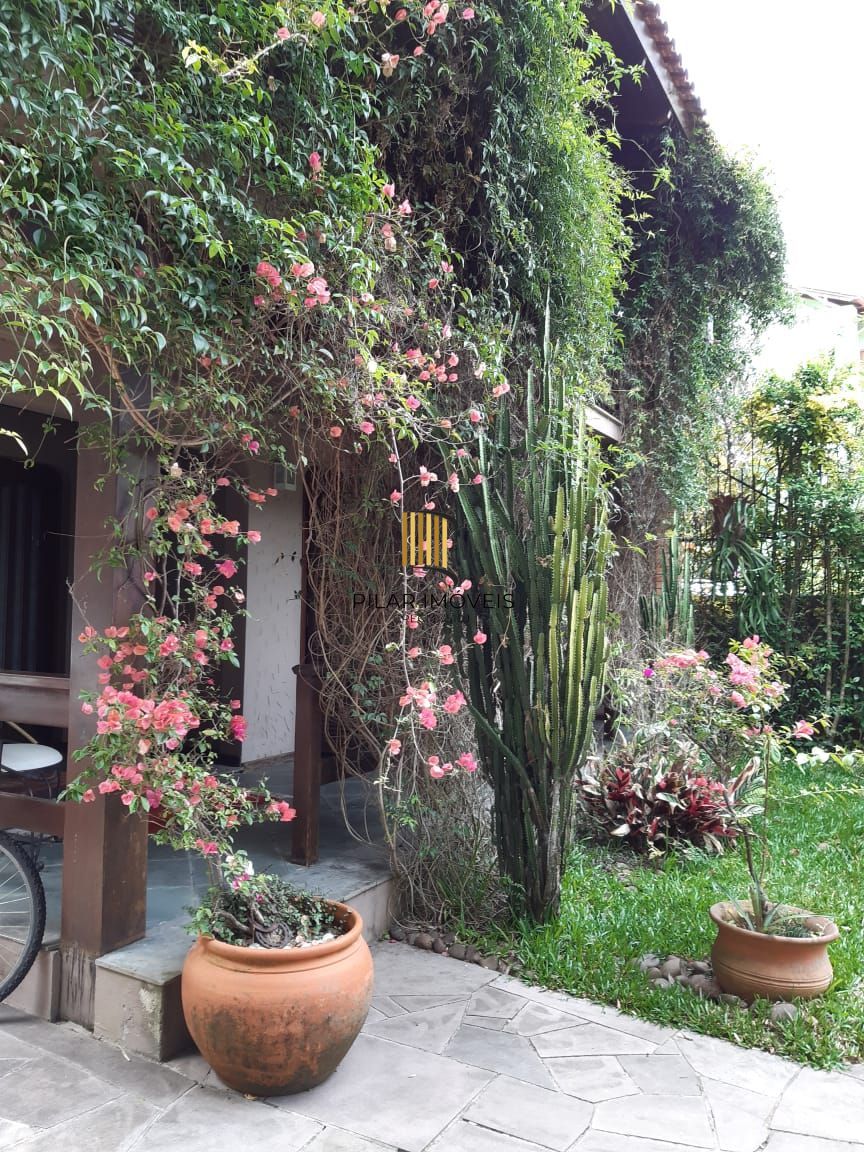 Casa a venda no Guarujá
