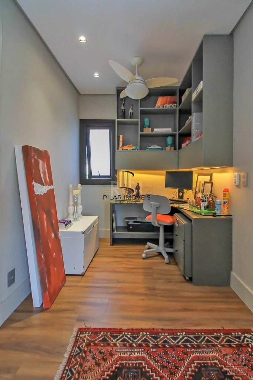 Casa para Venda - 238m², 3 dormitórios, sendo 3 suites, 6 vagas - Três Figueiras
