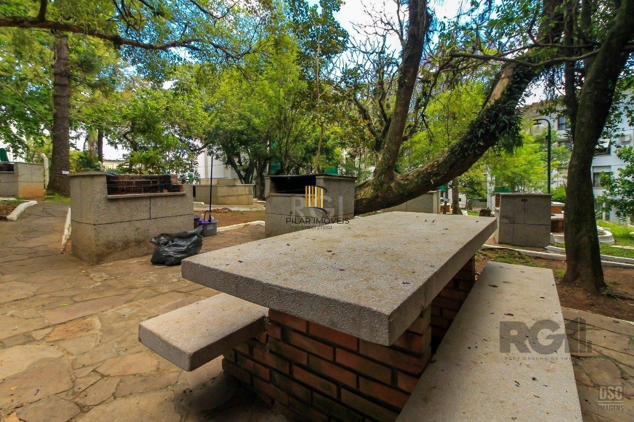 Apartamento 2 dormitórios no bairro Nonoai